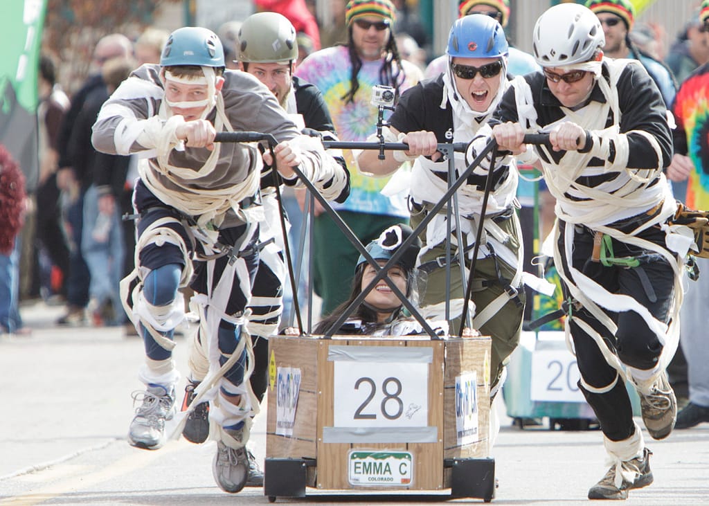Emma Crawford Coffin Races