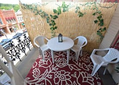 hero-Lofts-of-Manitou-AirBnB_Loft3Patio
