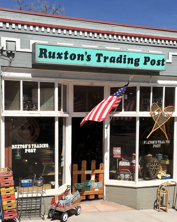 Ruxton's Trading Post | Cowboy & Indian Collectibles